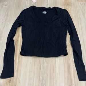 Black Long Sleeve V-Neck Top